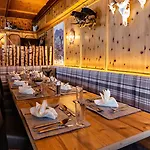Hotel Der Gollinger 4*