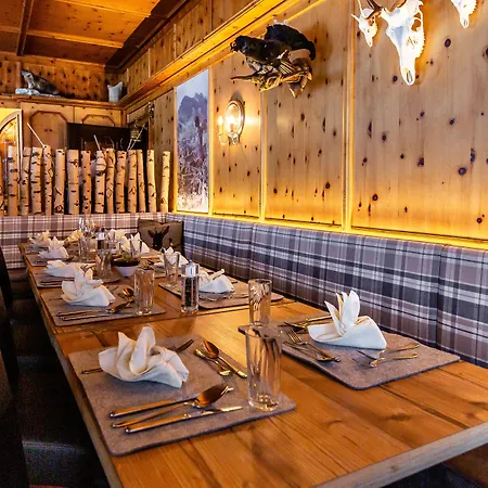 Hotel Der Gollinger 4*